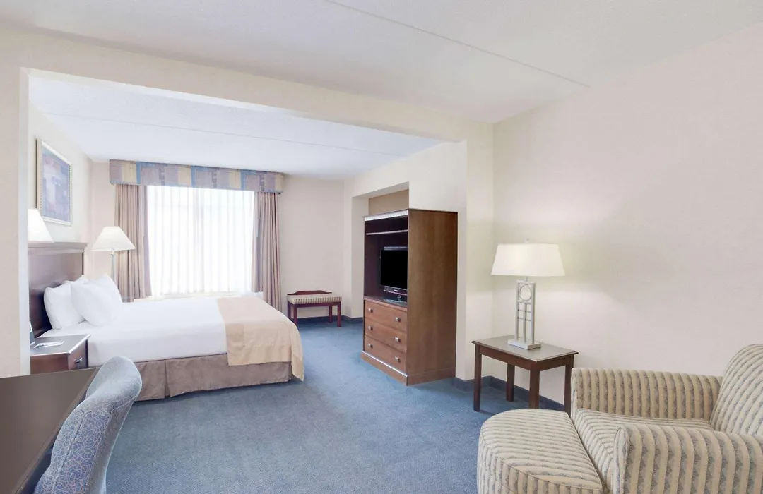 Wingate By Wyndham Bridgeport Clarksburg-1